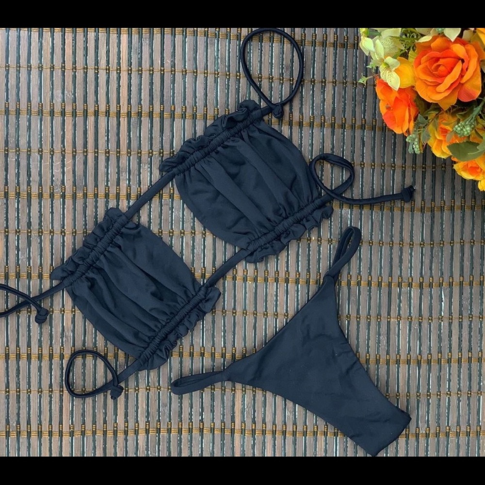 Brazilian Bikini 🇧🇷 - Picture 2 of 4